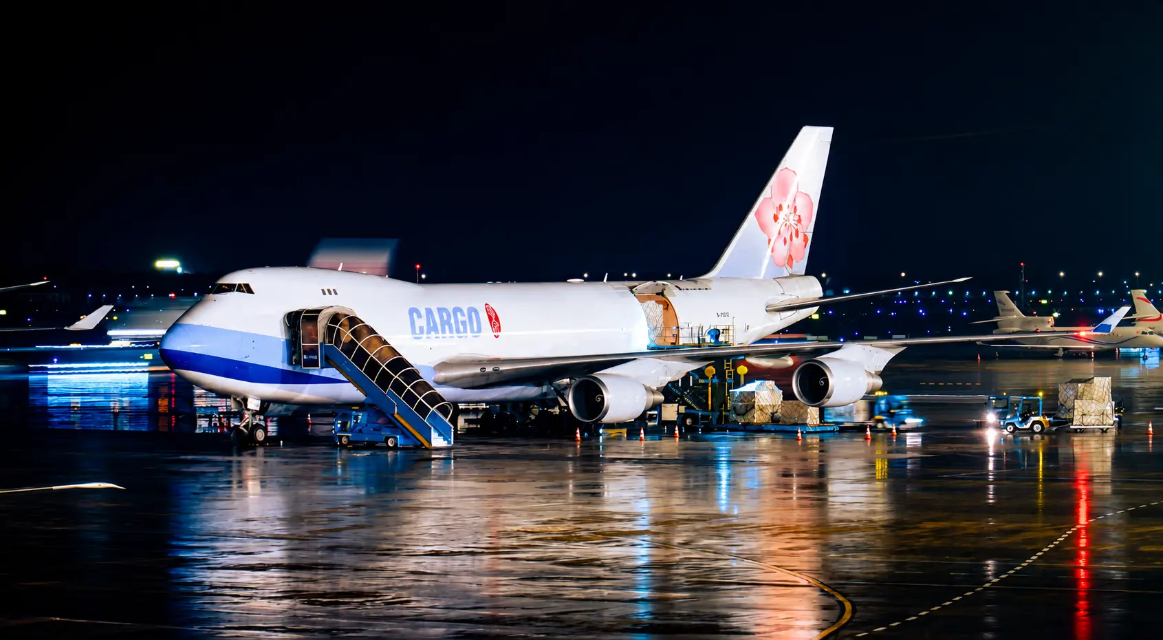 Cargo plane for international express shipping
